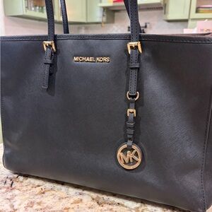 Michael Kors tote